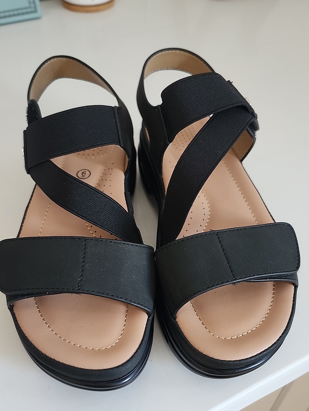 Women's Black Cross-Strap Comfort Sandals